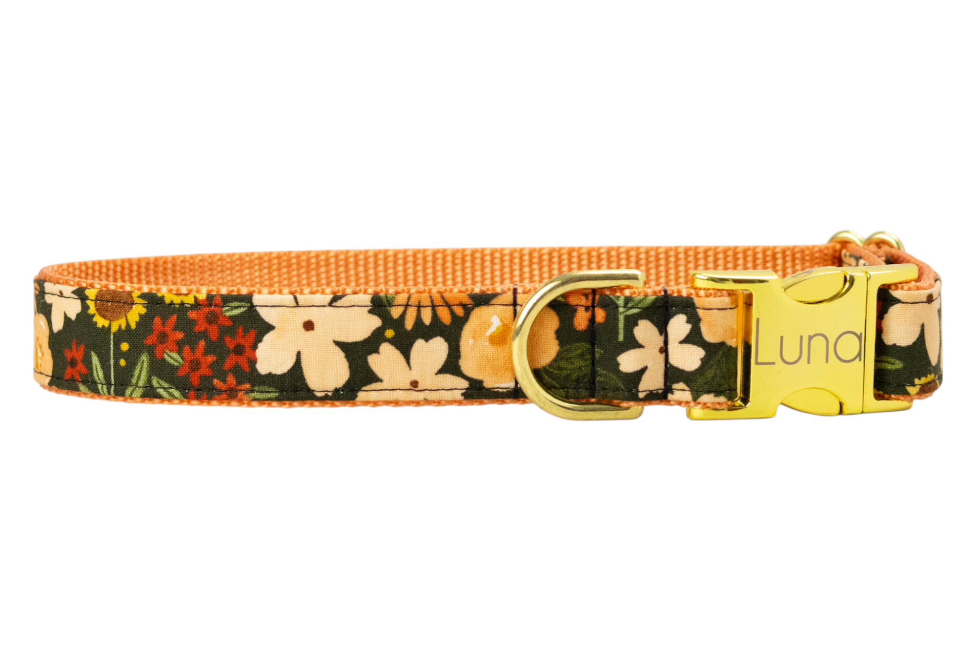 Floral-patterned pet collar in earthy tones with a metal buckle engraved with the name “Luna” and matching D-ring.