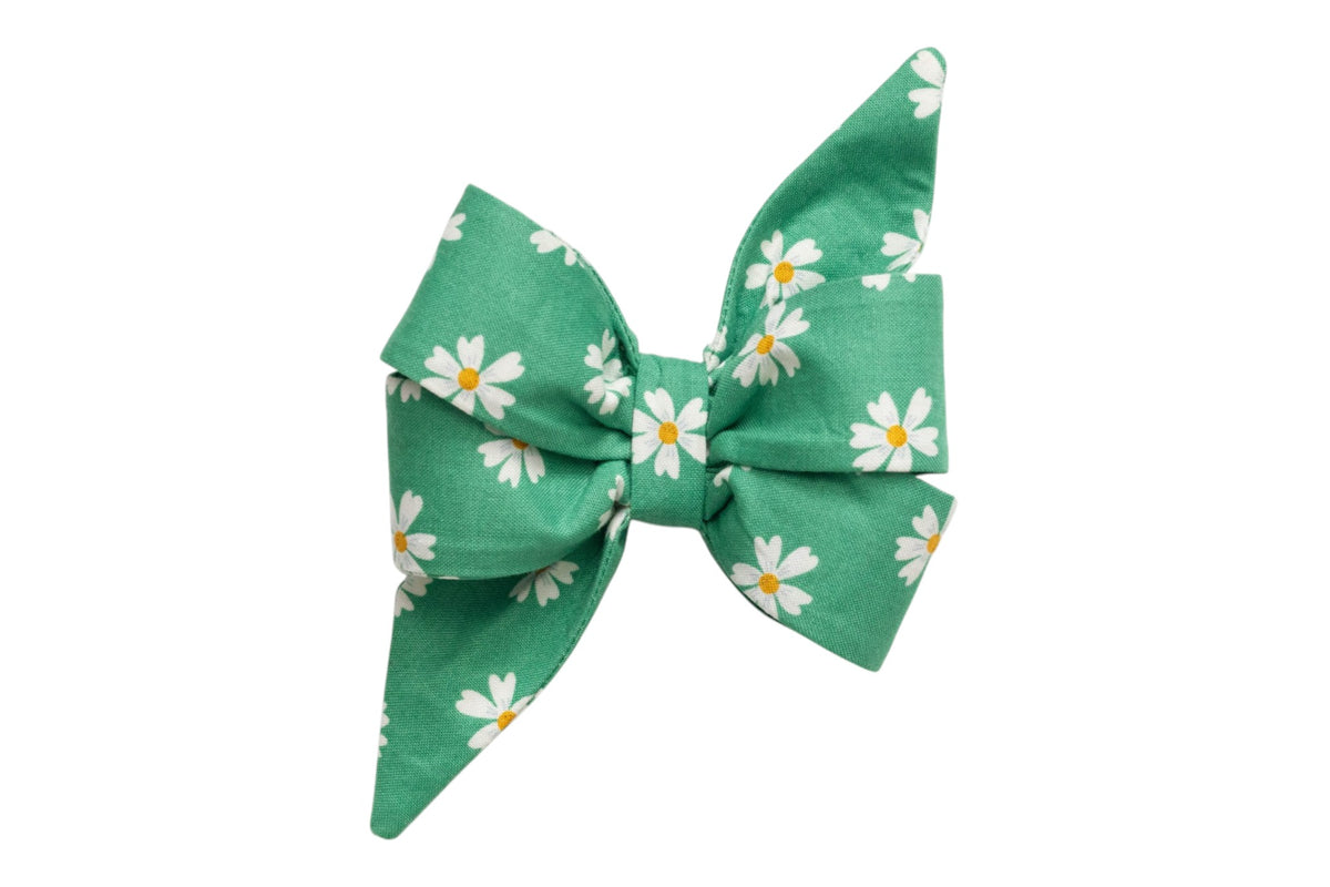 Daisy Meadow Belle Bow