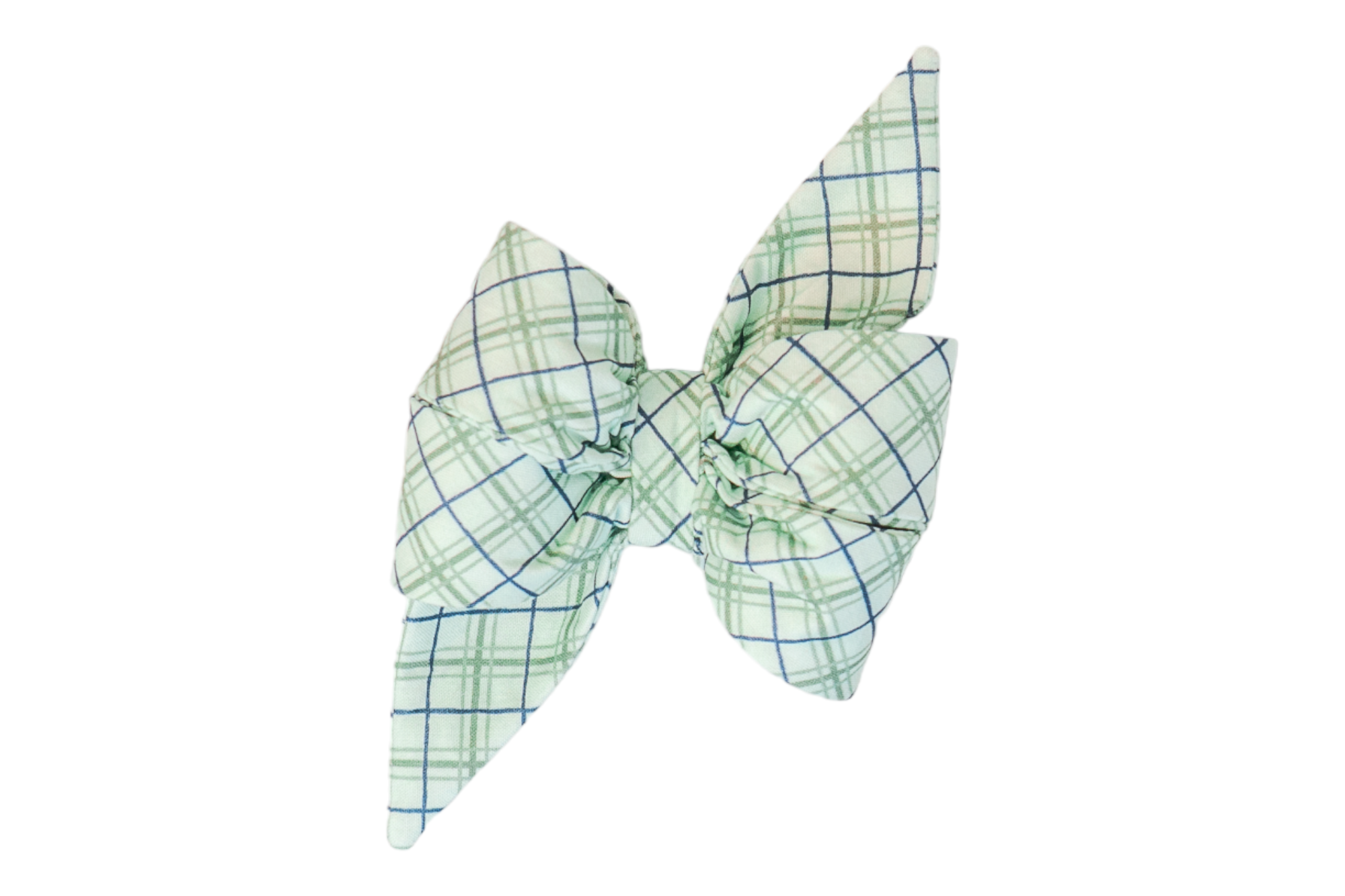This classic belle bow brings timeless charm in green plaid. Lightweight and stylish, it's a perfect pick for pups who prefer their accessories crisp and clean.