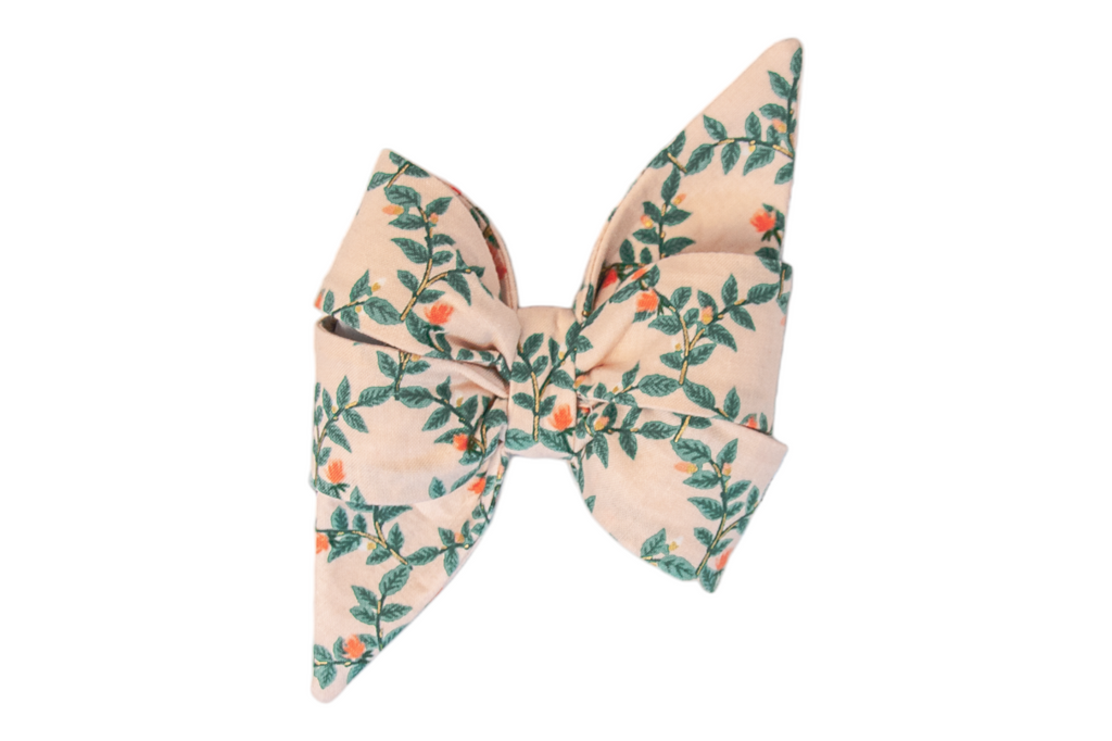 Rosy Vines Belle Bow