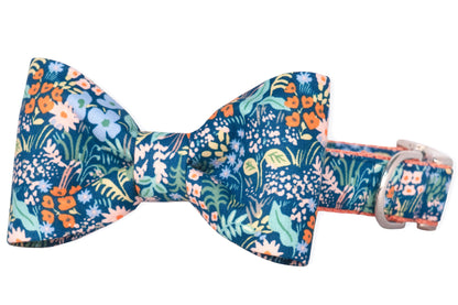 Add a dash of dapper to your pup’s wardrobe with this vibrant floral bow tie dog collar set! Both featuring colorful wildflowers on deep navy, it’s perfectly structured for stylish strolls and charming close-ups.