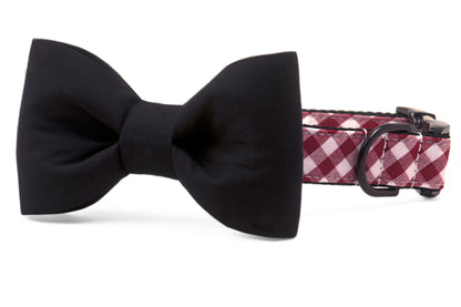 This classy bow tie dog collar combines a sleek black bow with a maroon buffalo check pattern, complete with durable black hardware. An elegant accessory for special occasions, game day, or everyday charm.